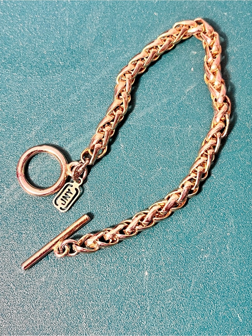 Vintage Signed JNY Jones NY Gold Tone 3.9mm Wheat Link Chain Toggle Bracelet